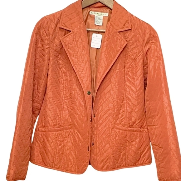 REQUIREMENTS Amber Orange Women’s Lightweight Jacket Size M - Picture 1 of 6